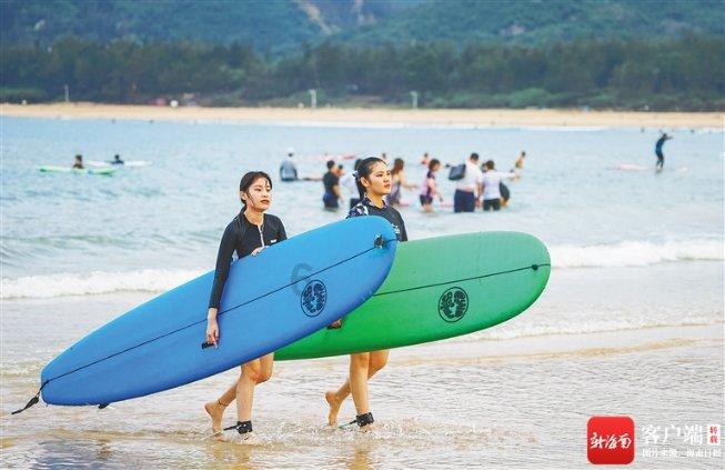 东杰智能：预计2023年度净利润亏损1.9亿元~2.45亿元