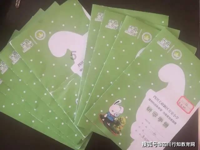 平安守护,风雪中始终有群众最信赖的那抹“警察蓝”